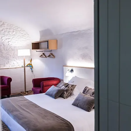 Summum Hotel