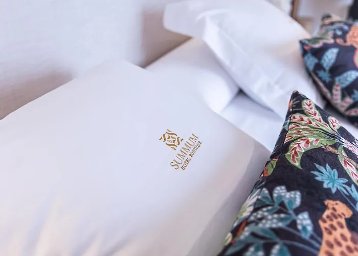 Ξενοδοχείο Boutique Summum Monells